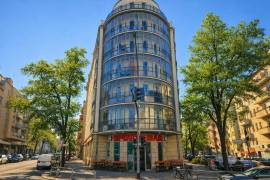 For Renovation! Spacious 5-Room Apartment with Two Balconies & Loft Storage