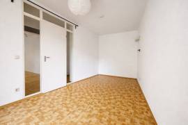 For Renovation! Spacious 5-Room Apartment with Two Balconies & Loft Storage