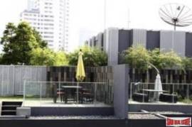 Siamese Gioia - Large One Bedroom Condo with Green Views for Sale on Sukhumvit 31 Siamese Gioia - Large One Bedroom Condo with Green Views for Sale on Sukhumvit 31