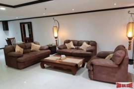 Nirvana Place Condo - Very Spacious One Bedroom Condo in Low Density Apartment for Sale in Pattaya City