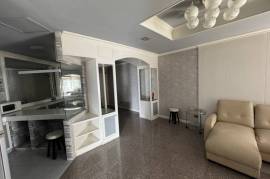 Witthayu Complex - Spacious Two Bedroom on the high Floor in Phetchaburi, Bangkok