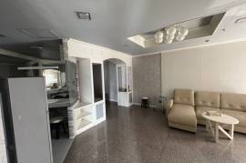 Witthayu Complex - Spacious Two Bedroom on the high Floor in Phetchaburi, Bangkok