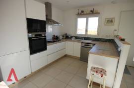 3 room, 77m2 House for sale in Nissan lez enserune - 255 000 € * 3 room, 77m2 House for sale in Nissan lez enserune - 255 000 € *