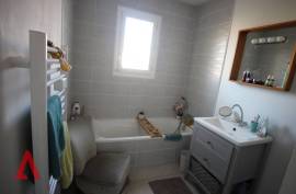 3 room, 77m2 House for sale in Nissan lez enserune - 255 000 € * 3 room, 77m2 House for sale in Nissan lez enserune - 255 000 € *