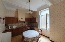 5 room, 94m2 House for sale in Autignac - 135 000 € *