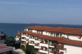 3 Bedrooms Penthouse in Elenite