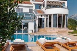Villa Talia – Five-Bedroom Luxury Villa with Panoramic Sea Views