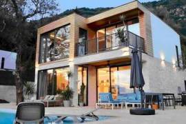 Modern Villas with Panoramic Sea Views in Green Hill