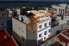Building and Shop 345m2 | 4 Floors - Residential - Garage - Rooftop River View
