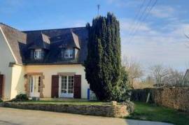 Maison 6 pièces proche de QUIMPERLE