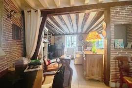 Maison ancienne centre village, gros potentiel