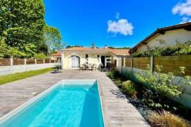 Maison T3 avec piscine et grand jardin paysagé