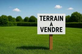 Terrain constructible et viabilisé de 671m² au calme