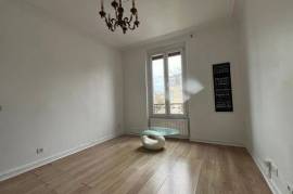 APPARTEMENT T2 PROCHE GARE ET CENTRE VILLE.