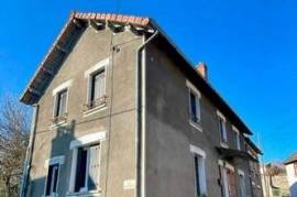 Maison dans le bourg de 130m²