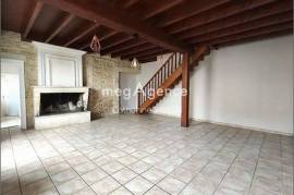 Maison 100m2 - 2 chambres - 1 bureau - jardin 2455m2