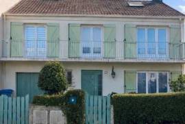 Maison familiale type MARLY ROYALE 165 m2 , 6P avec terrain de 368m2 à ELANCOURT