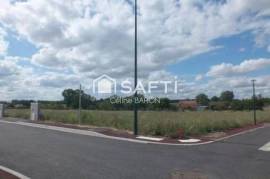 Terrain constructible de 788m²