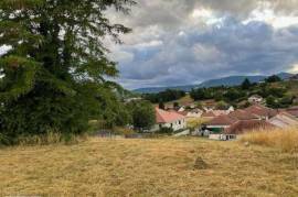 A vendre très beau terrain constructible de 1387 m2