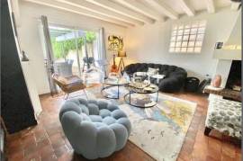 Longère de charme avec appartement et espace professionnel -