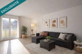 T3 avec balcon, parking et cadre verdoyant