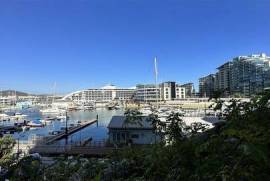 Stunning 2 bedroom apartment in Watergardens, Gibraltar