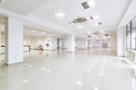 Zagreb, Dubrava, commercial space 400 m² on the 1st floor of a commercial building