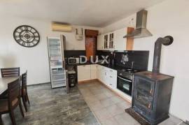 ISTRIA, POLA - Casa indipendente con giardino