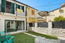 Istria, Novigrad – Renovated house near the sea