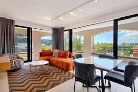 Amazing View over the City in this stylish apartment