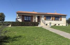 Large Spacious Country House 1h10 from the Coast - €250,000