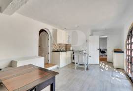 4 Bedrooms - Villa - For Sale