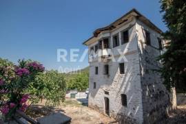 Building 251 sq.m for sale