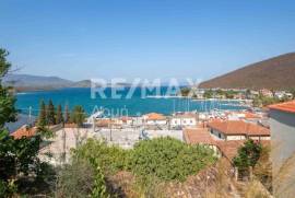 Plot 217 sq.m for sale