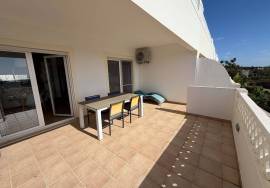 2 + 1 Bedroom Townhouse with Panoramic Sea Views Located in Meia Praia
