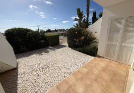2 + 1 Bedroom Townhouse with Panoramic Sea Views Located in Meia Praia