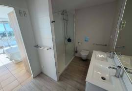 2 + 1 Bedroom Townhouse with Panoramic Sea Views Located in Meia Praia