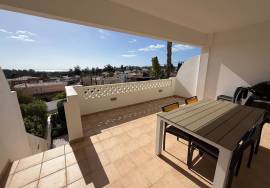 2 + 1 Bedroom Townhouse with Panoramic Sea Views Located in Meia Praia