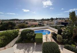 2 + 1 Bedroom Townhouse with Panoramic Sea Views Located in Meia Praia