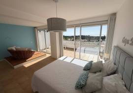 2 + 1 Bedroom Townhouse with Panoramic Sea Views Located in Meia Praia
