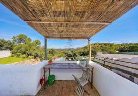 Authentic, attractive and ready to move in – a unique home in an idyllic location