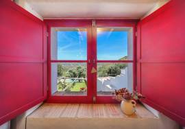 Authentic, attractive and ready to move in – a unique home in an idyllic location