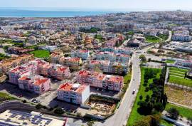 New build 2 and 3 bedroom apartments under construction with box and pool in Lagos