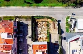 New build 2 and 3 bedroom apartments under construction with box and pool in Lagos