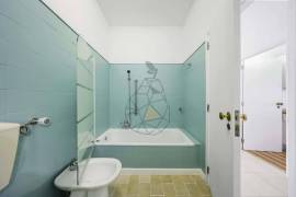 Fantastic renovated, spacious and bright 2+1 bedroom apartment next to the riverside of Portimão