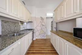 Fantastic renovated, spacious and bright 2+1 bedroom apartment next to the riverside of Portimão