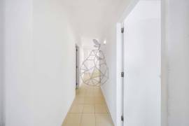 Fantastic renovated, spacious and bright 2+1 bedroom apartment next to the riverside of Portimão