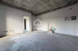 New studio apartment under construction, with the possibility of converting it into a one-bedroom apartment in Vila do Avelar.