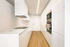 Apartamento T3 de Luxo em Lisboa com Garagem