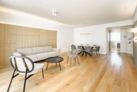 Apartamento T3 de Luxo em Lisboa com Garagem